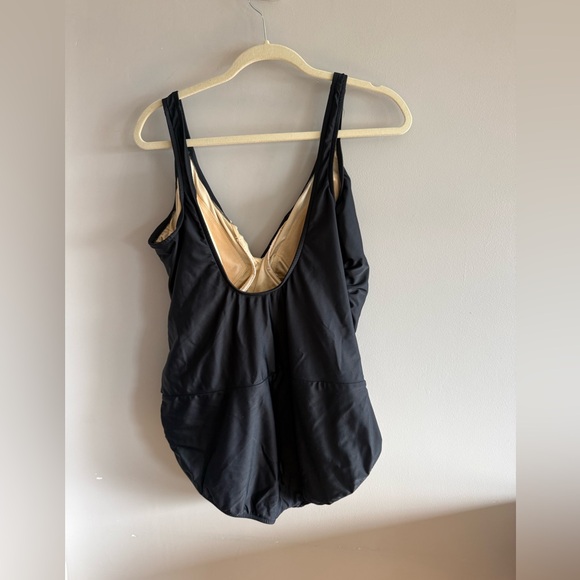 TravelSmith Black One Piece Swimsuit 20W Tummy Control Draped Ruched Classic - Picture 3 of 6